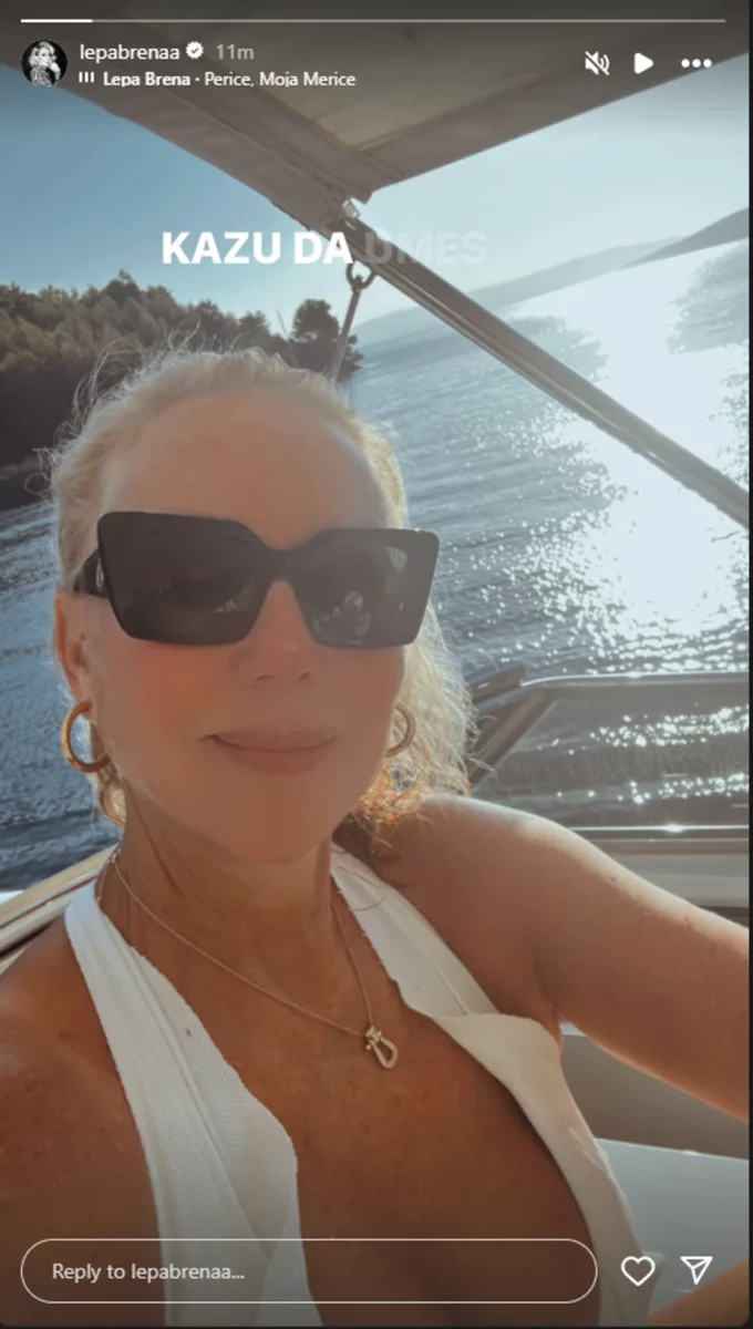 Lepa Brena