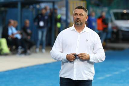 Uprava odbila ostavku: Admir Adžem ostaje trener Željezničara