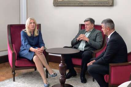 Cvijanovićeva razgovarala sa predstavnicima sindikata “Što hitnije usvojiti budžet za ovu godinu”