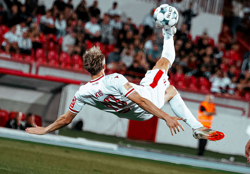 Kiš šutira makazicama