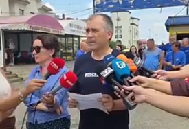 Radnici AD "Grad" Bijeljina u štrajku “Ne damo da i naše preduzeće završi na groblju propalih firmi”