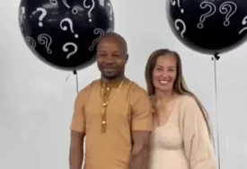 (VIDEO) "Kao da me pogodila munja" Anđela RODILA BLIZANCE U 56. GODINI, udala se za brata svog dečka poslije samo 9 dana u Nigeriji