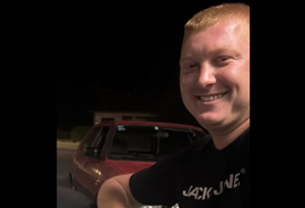 Vozilo izgorjelo nakon sudara: U teškoj nesreći kod Doboja POGINUO ANDRIJA KUZMANOVIĆ (24), a dvije osobe povrijeđene