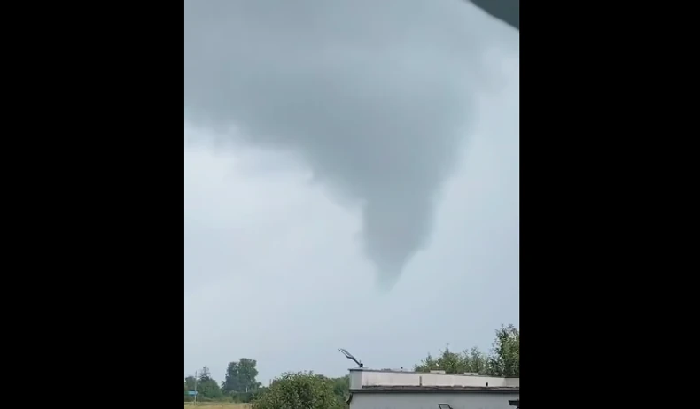 Snimak oluje kod Osijeka