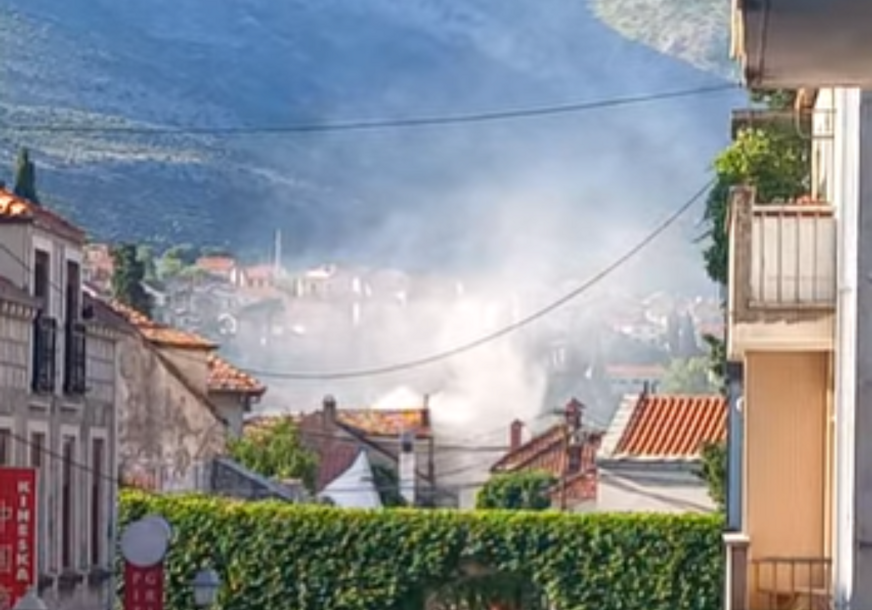 (VIDEO) DRAMA Gori u trebinjskom Starom gradu, vatrogasci na terenu