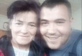 (FOTO) MAJKA I SIN UMRLI U ISTOM DANU Slavišina sestra podijelila fotografiju, srce da pukne