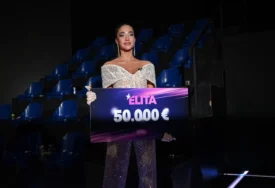(VIDEO) "Ne znate koliko vas volim i KOLIKO SAM PONOSNA" Prvo oglašavanje Anđele Đuričić nakon finala "Elite 8"