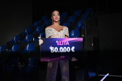 (VIDEO) "Ne znate koliko vas volim i KOLIKO SAM PONOSNA" Prvo oglašavanje Anđele Đuričić nakon finala "Elite 8"
