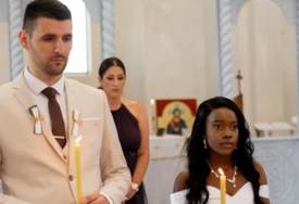 (VIDEO, FOTO) "Kad sam prvi put UŠLA U CRKVU, bilo mi je čudno" Srpska snajka iz Zambije zbog Srbina Milije prešla u pravoslavlje