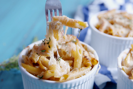 KREMASTA, A LAGANA Pasta sa karamelizovanim lukom gotova je za 30 minuta