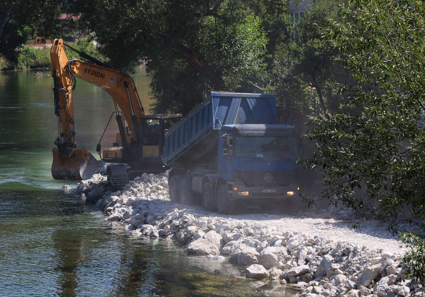 radovi na pješačkoj stazi u šeheru/srpske toplice 