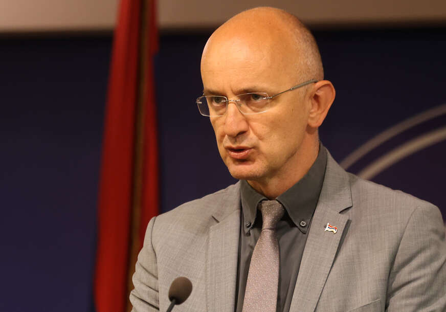 srdjan mazalica snsd
