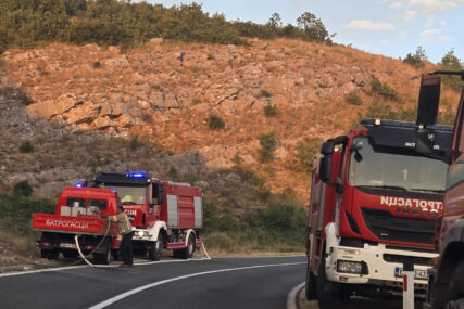 “BRANIMO KUĆE I IMOVINU” Razbuktao se požar na području više sela, vatrogasci se bore sa vatrom u teškim uslovima