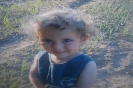 (FOTO) "Kao da je tu, a ne mogu da je dodirnem"  Anđelinu (3) komšija zvjerski silovao i ubio, riječi njene majke razaraju dušu