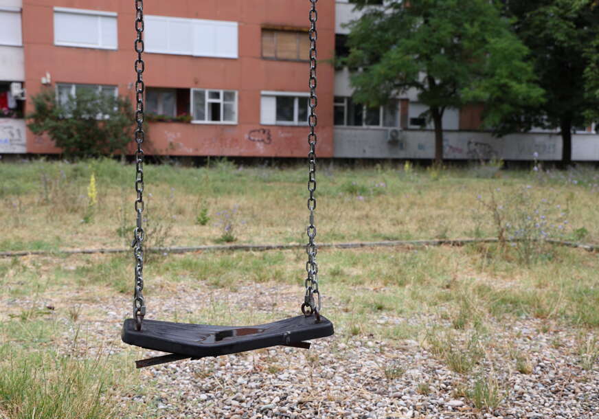 visoka trava Borik, dječije igralište