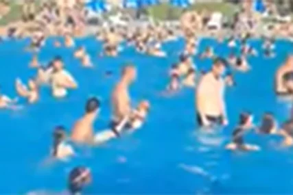 Tompson odjekuje na bazenu u Beogradu