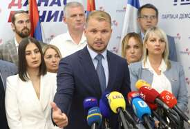 GDJE VIŠE NAGINJE Da li Stanivuković pokušava da balansira između vlasti i opozicije