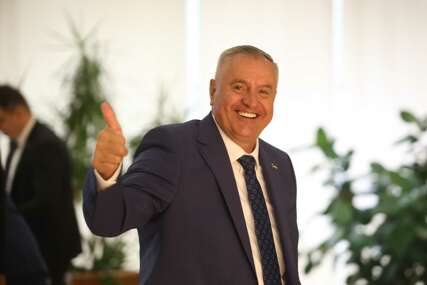 Radovan Višković preuzima novu funkciju nakon ostavke na mjesto premijera