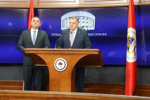 Milorad Dodik, Savo Minić