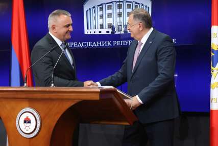 Milorad Dodik, Savo Minić