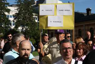 Protest ispred Skupštine grada Banjaluka 