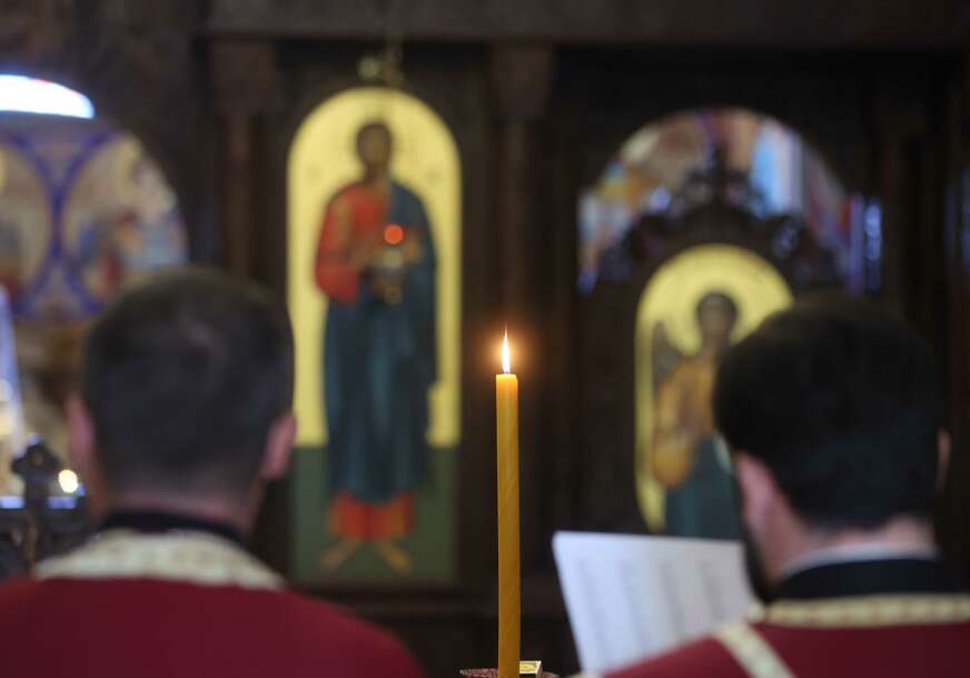 Parastos u hramu Hrista spasitelja za stradale u Oluji