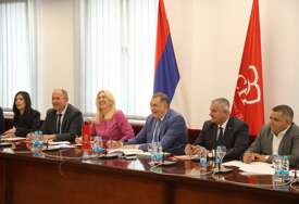 (FOTO) “Dodik ostaje na čelu stranke” SNSD poziva na formiranje vlade nacionalnog jedinstva