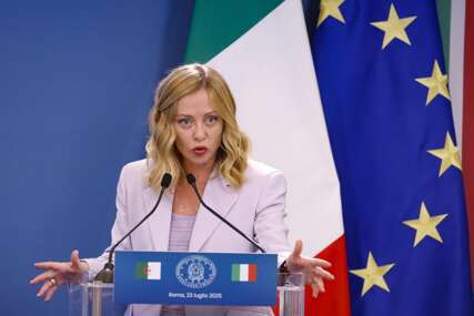 NA METI ĐORĐA MELONI Pornografska stranica objavila fotografije premijerke Italije, pored nje u „VIP ODJELJKU“ i druge političarke
