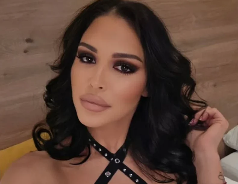 Aleksandra Mladenović 