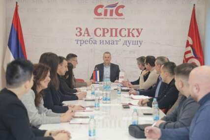 "Cirkus i udar na tradiciju" Iz SPS Banjaluka poručuju da Stanivuković pokušava da RAZVODNI KOČIĆEV ZBOR
