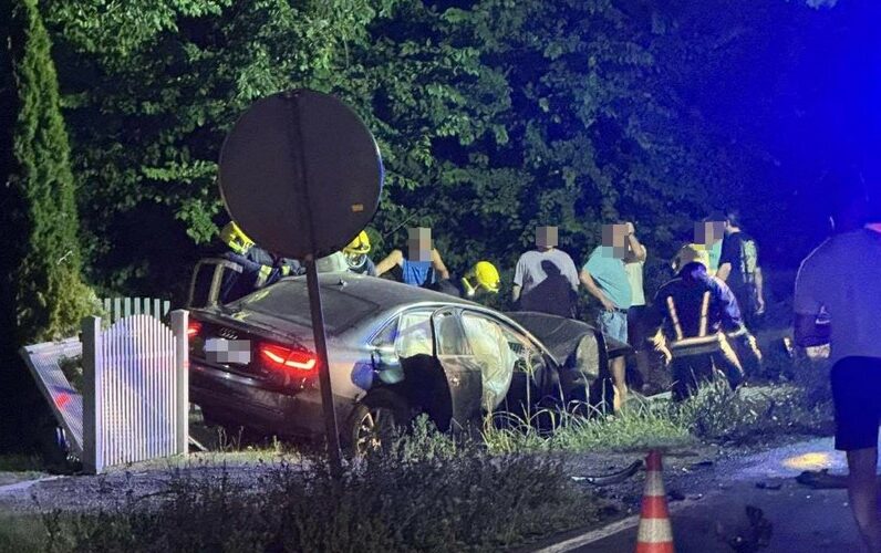 Teška nesreća kod Ugljevika: Poginula jedna osoba, povrijeđene 2