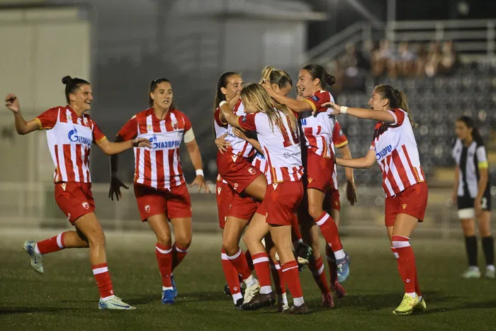 Nikolina Hadžibabić, zapamtite to ime: Istorija srpskog fudbala, pao 1. gol u prvom vječitom derbiju za dame