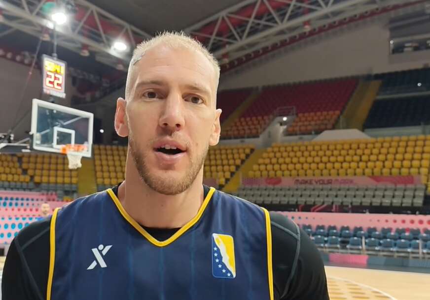 (VIDEO) "SPREMNI SMO ZA IZAZOVE" Adin Vrabac se oglasio sa Kipra, pa poslao jaku poruku