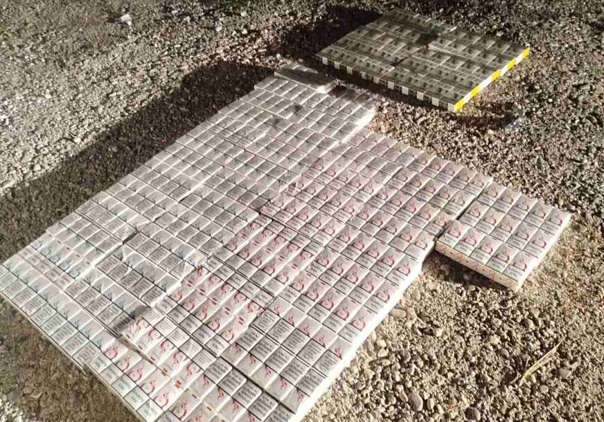 (FOTO) Akcija "Tompus" u Banjaluci: Pao duvandžija sa Starčevice, zaplijenjeno 4.510 kutija cigareta