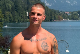 (FOTO) "Sve što se dogodi ispod pokrivača izgleda grozno" Djevojke POLUDJELE ZA MLADIĆEM (28) porijeklom iz BiH takmičio se u britanskom rijalitiju