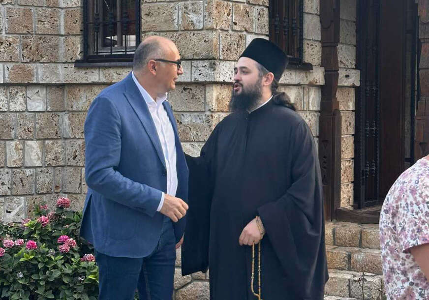 (FOTO) Banjac na krsnoj slavi manastira Moštanica „Srpska pravoslavna crkva je STUB NAŠEG IDENTITETA i jedinstva“