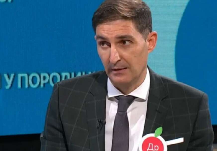 Dr Dejan Čubrilo