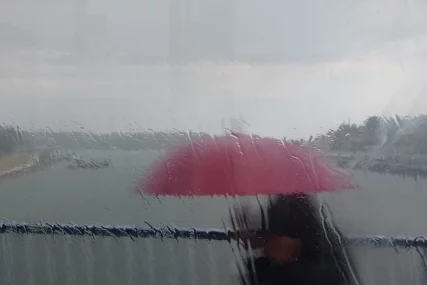 POGINULE DVIJE OSOBE Snažno nevrijeme pogodilo Njemačku, grom udarao u objekte