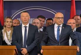 (FOTO) Puna podrška Miloradu Dodiku: DNS - NPS pozvao imenovane zvaničnike iz Republike Srpske da napuste institucije BiH