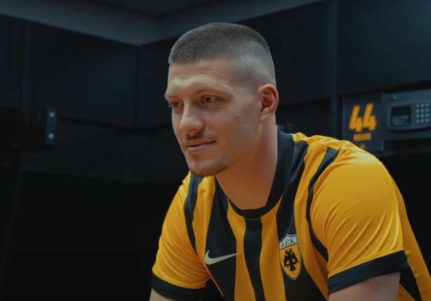 Luka Jović Aek
