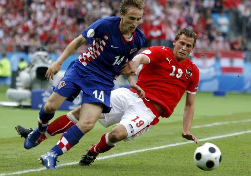 Luka Modrić u meču s Austrijom