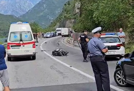 VELIKE GUŽVE NA PUTU JABLANICA – MOSTAR U toku uviđaj nesreće u kojoj je poginuo motociklista