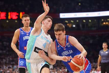 (FOTO) VELIKA DILEMA Da li je Pešić pogriješio što nije poveo Nikolu Topića na Eurobasket
