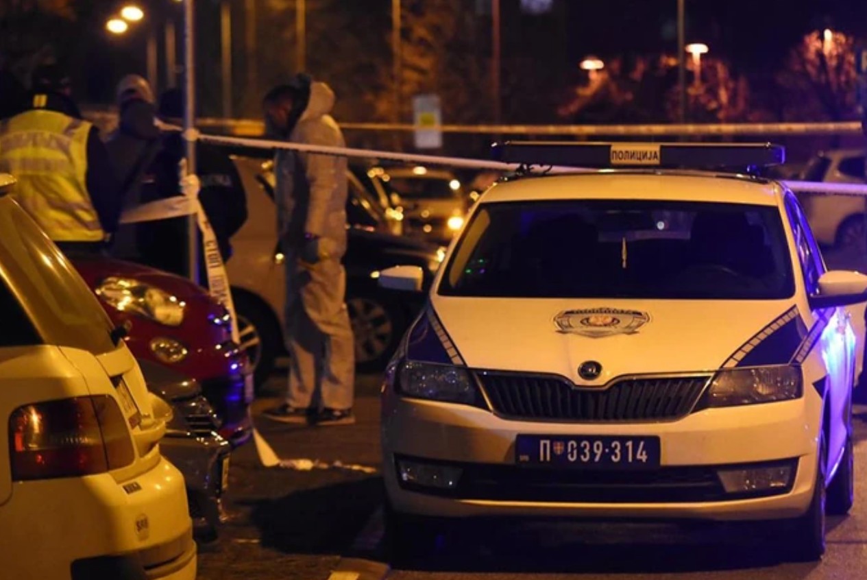 Filmska pljačka kod Novog Pazara, razbojnici presreli blindirano vozilo, pa ga zapalili