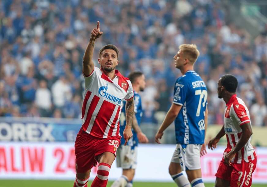Rade Krunić proslavlja gol za vođstvo Crvene zvezde