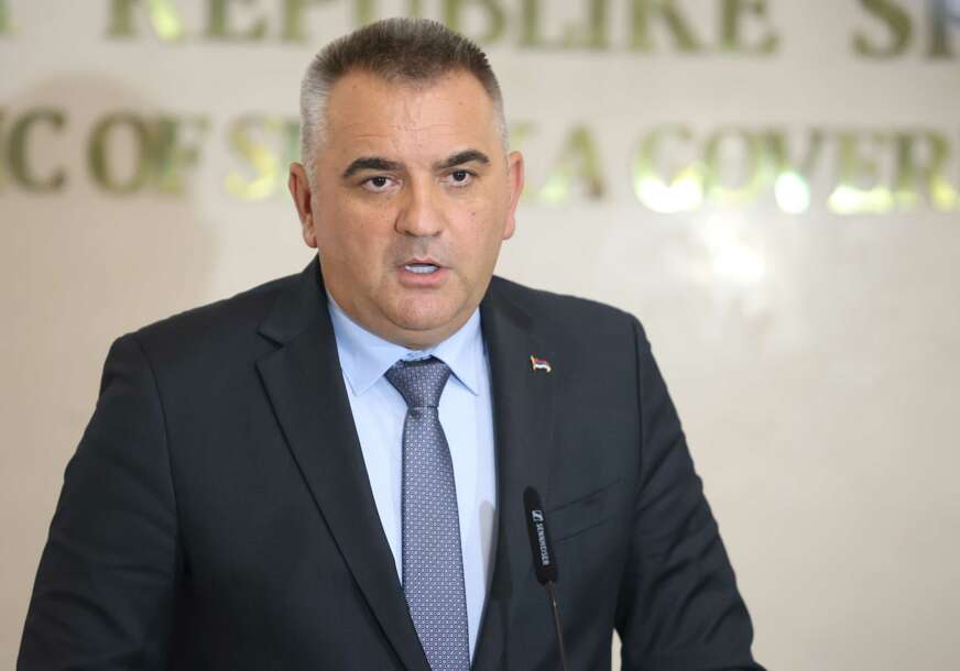 Savo Minić