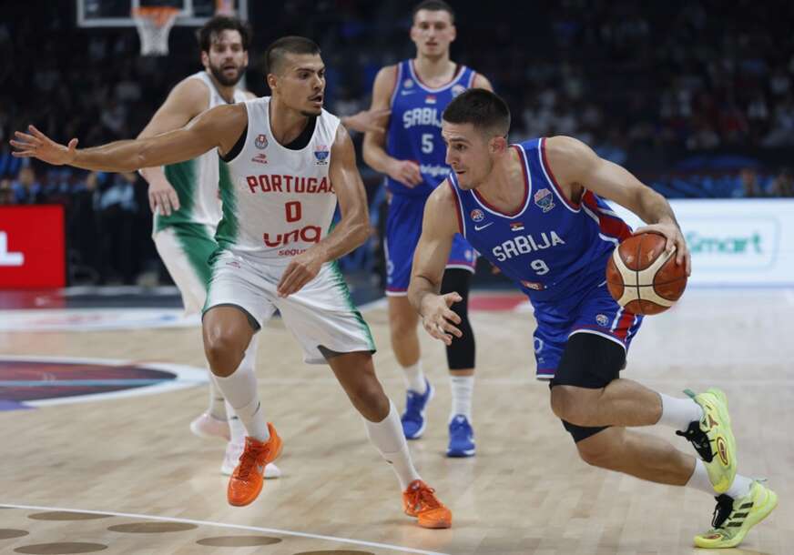 Vanja Marinković u akciji protiv Portugala