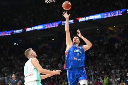 (FOTO, VIDEO) Završena generalna proba za Eurobasket: Košarkaši Srbije lako do stotke, Slovenci imaju razloga za brigu