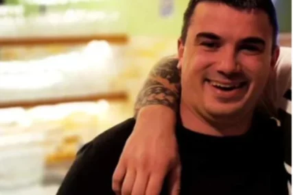 "Najčešće stradaju najbolji" Srđan se utopio SPASAVAJUĆI PORODICU kojoj se prevrnuo čamac, oglasio se njegov prijatelj