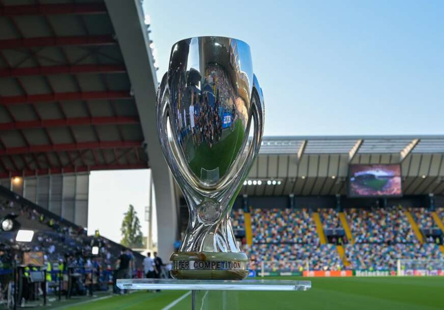 trofej za pobjednika Superkupa Evrope